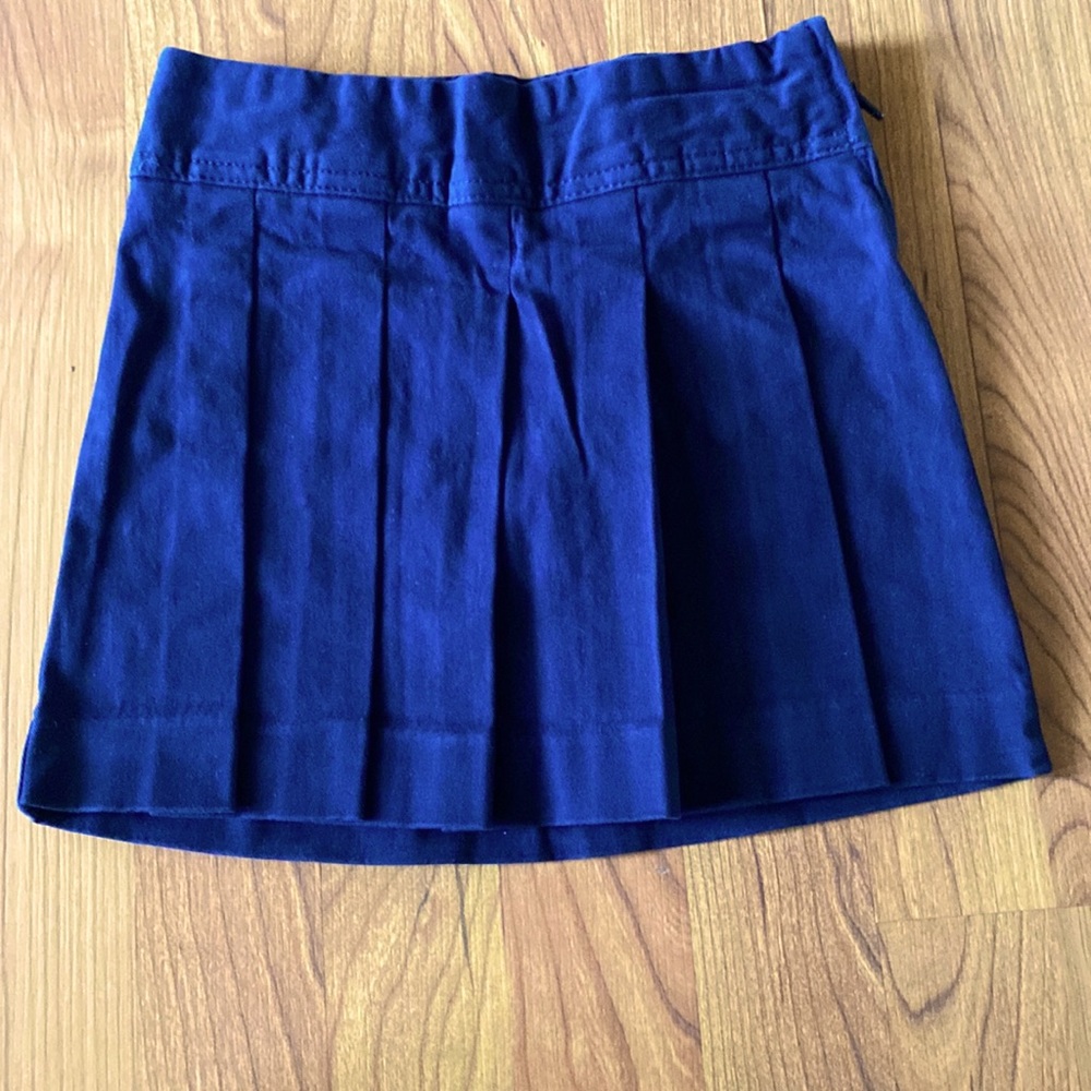 Girls navy blue uniform skirt size 5